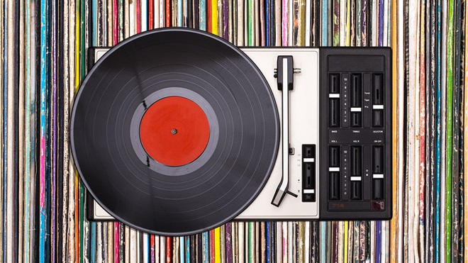 turntable with records